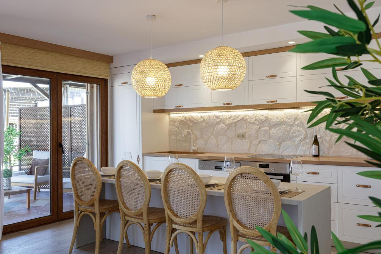 Galatás Villa Seashell -Wonderful Newly Renovated Villa On The Beach מראה חיצוני תמונה