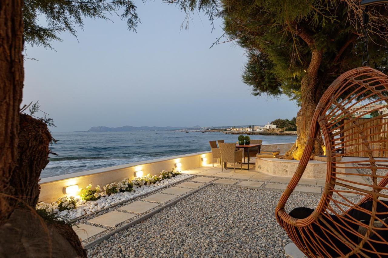 Galatás Villa Seashell -Wonderful Newly Renovated Villa On The Beach מראה חיצוני תמונה