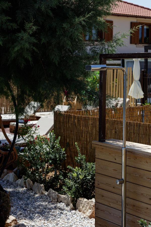 Galatás Villa Seashell -Wonderful Newly Renovated Villa On The Beach מראה חיצוני תמונה
